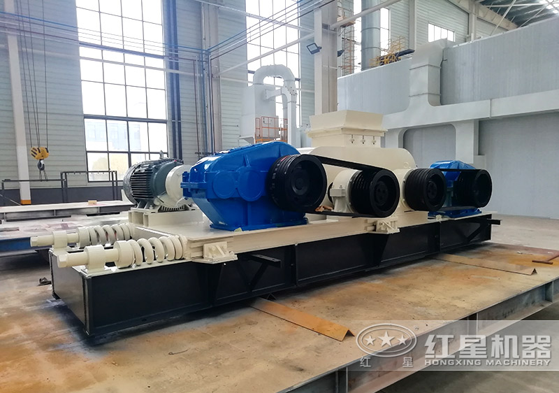 小型液壓對(duì)輥破碎機(jī)常用型號(hào)及價(jià)格，提供現(xiàn)場(chǎng)視頻